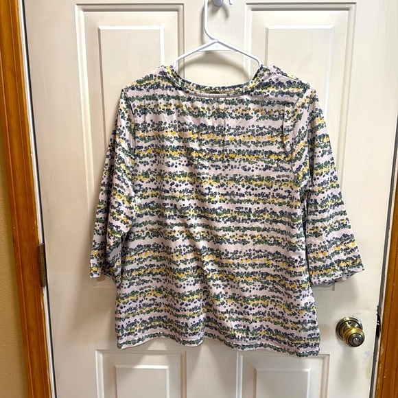 Breckenridge Cotton Patterned V-Neck Top size 1X - Picture 2 of 6